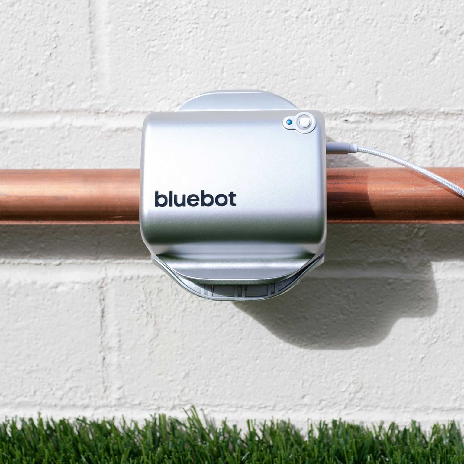 Smart Home Water Monitor and Water Leak Detector bluebot